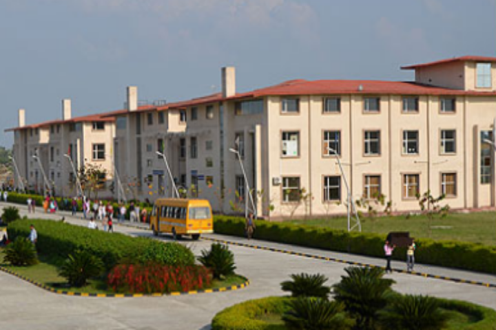 https://cache.careers360.mobi/media/colleges/social-media/media-gallery/22295/2018/12/26/Campus View of Arni School of Computer Science Kangra_Campus-view.png